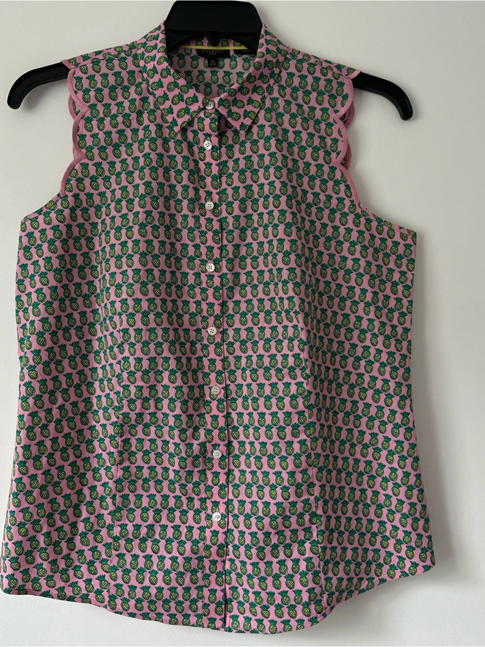 Talbots Pineapple Print Blouse Womens sz 12P Pink Green Sleeveless Button Up Top